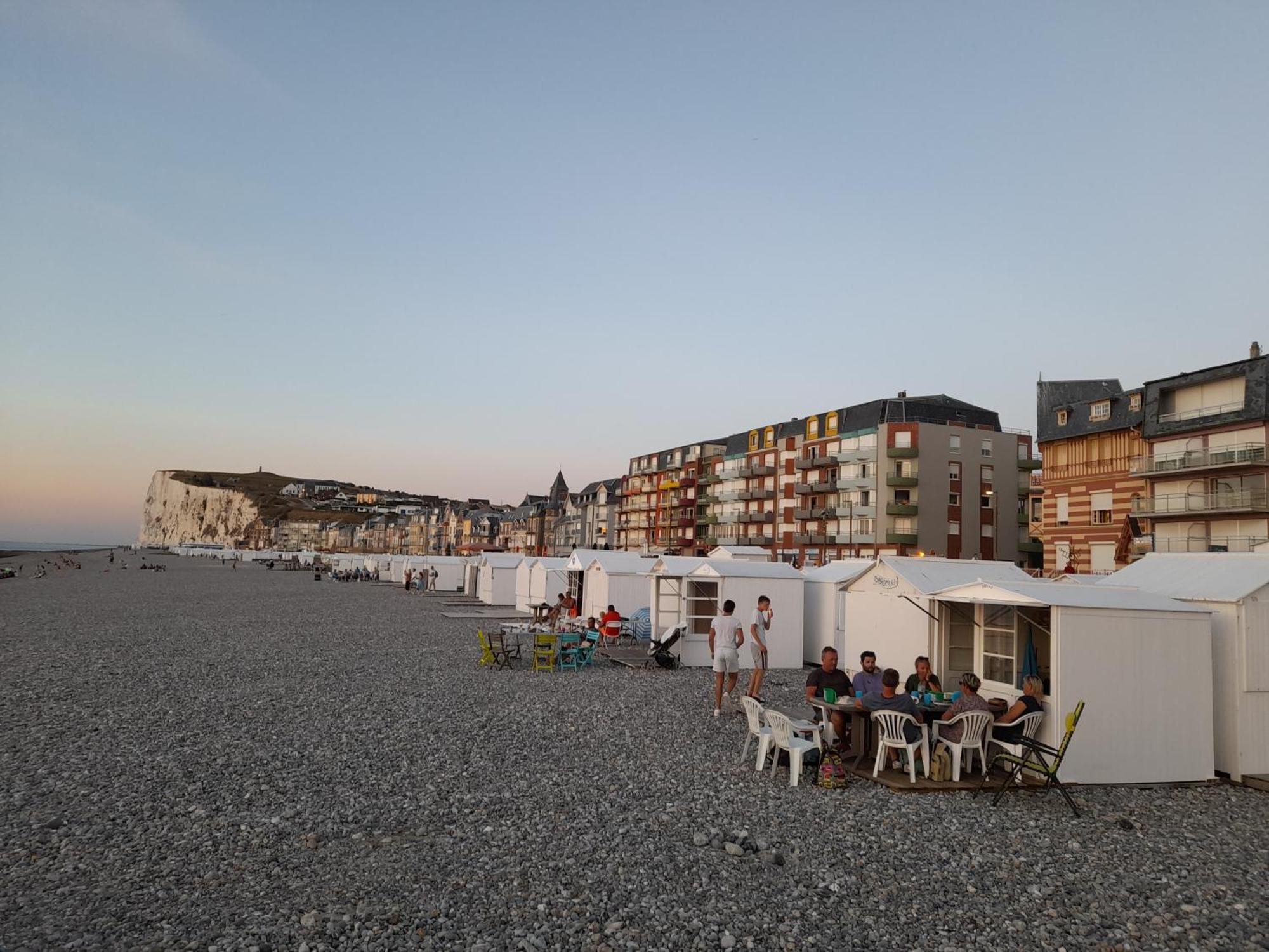 "Le Juguili" 46M2 En Front De Mer - 4 Personnes - Animaux Ok - Entierement Renove - Haut De Gamme - Wifi Mers-les-Bains Exterior photo