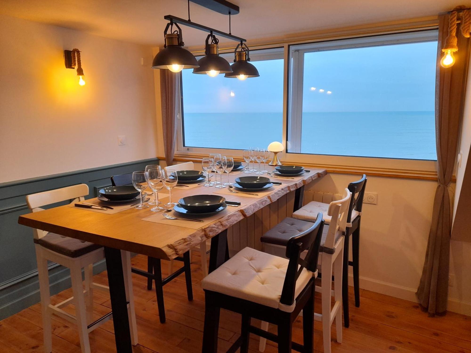 "Le Juguili" 46M2 En Front De Mer - 4 Personnes - Animaux Ok - Entierement Renove - Haut De Gamme - Wifi Mers-les-Bains Exterior photo